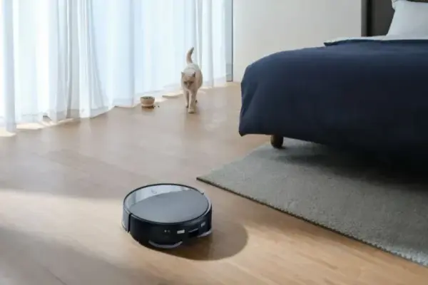 Roborock Saros 10 so với Roborock Saros 10R: robot hút bụi nào tốt hơn?